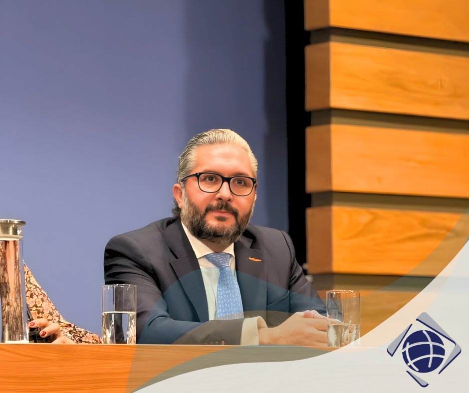 Hoy destacamos la participación de nuestro Presidente, Mtro. Fernando Zepeda, y de nuestra Vicepresidenta, Carla Paola Schmidt, en el foro “La fe pública en la formación jurídica: notariado y correduría”, organizado por la Sociedad de Alumnos del ITESO.

#ITESO #CorreduriaPublica