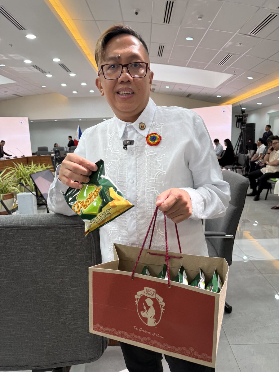 Marianne Enriquez tweet media