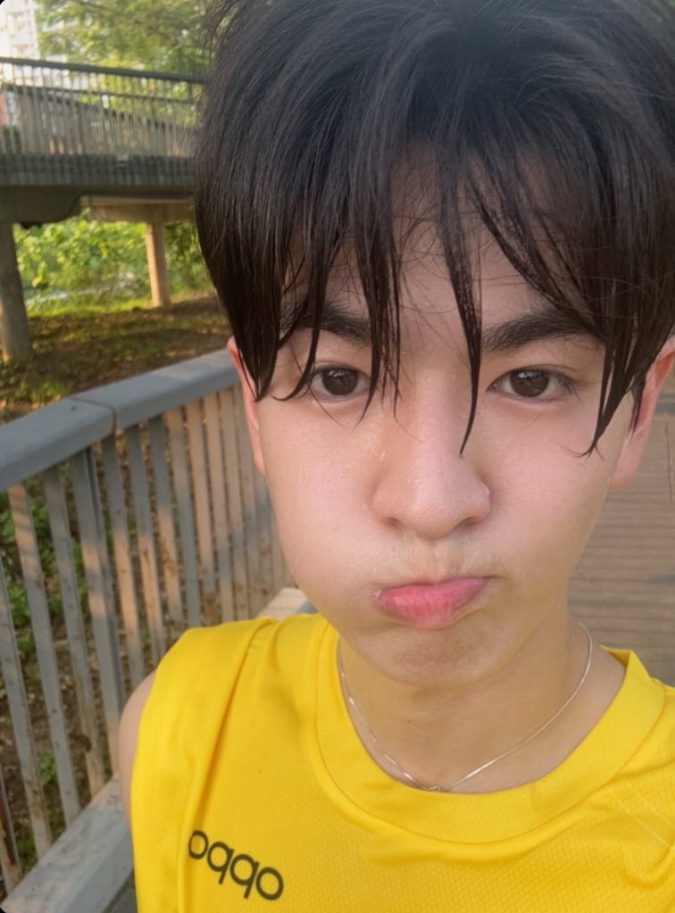 อาร์มแทขอแอร์ไทม์ 🍀 tweet media