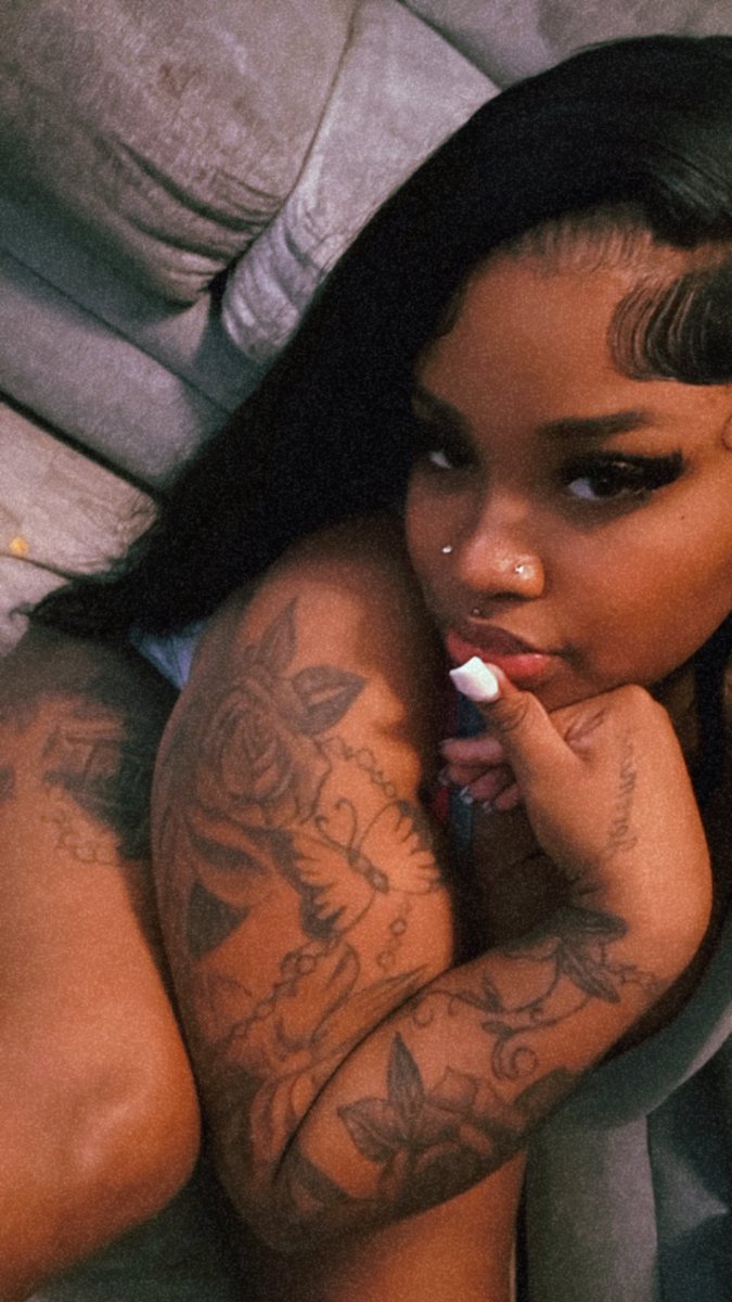 Jade 🎀 tweet media