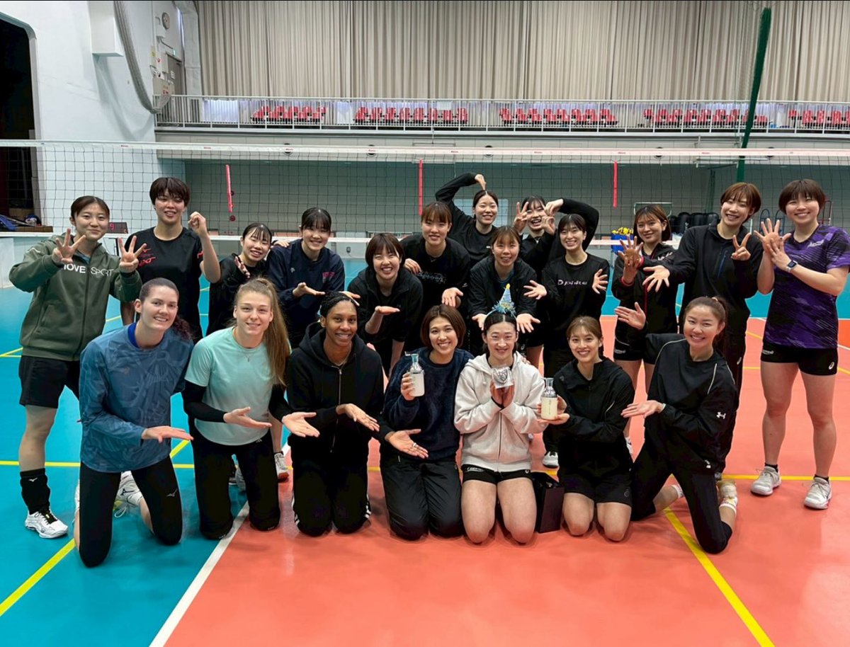 クインシーズ刈谷 tweet media