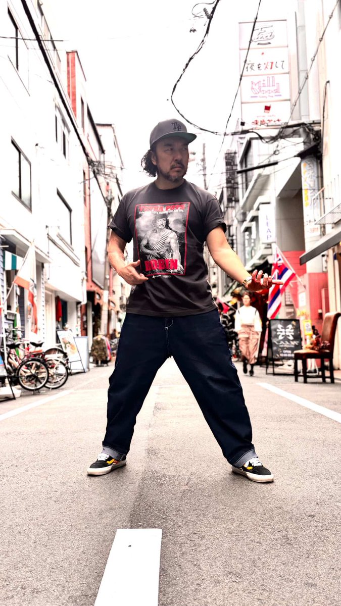 robizombie tweet media