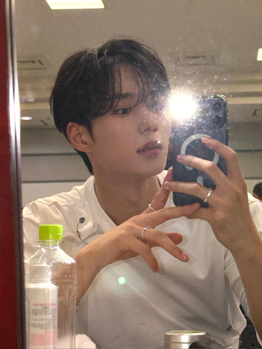 𝓖 JS – on hiatus. tweet media