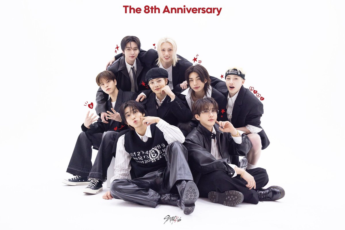 Anasiea's tweet photo. Happy 8th Anniversary Stray Kids!! Thank you for everything. You found me when I lost hope and gave me a home and love. I'm forever grateful. Forever a Stay https://t.co/33dAR8gJVq