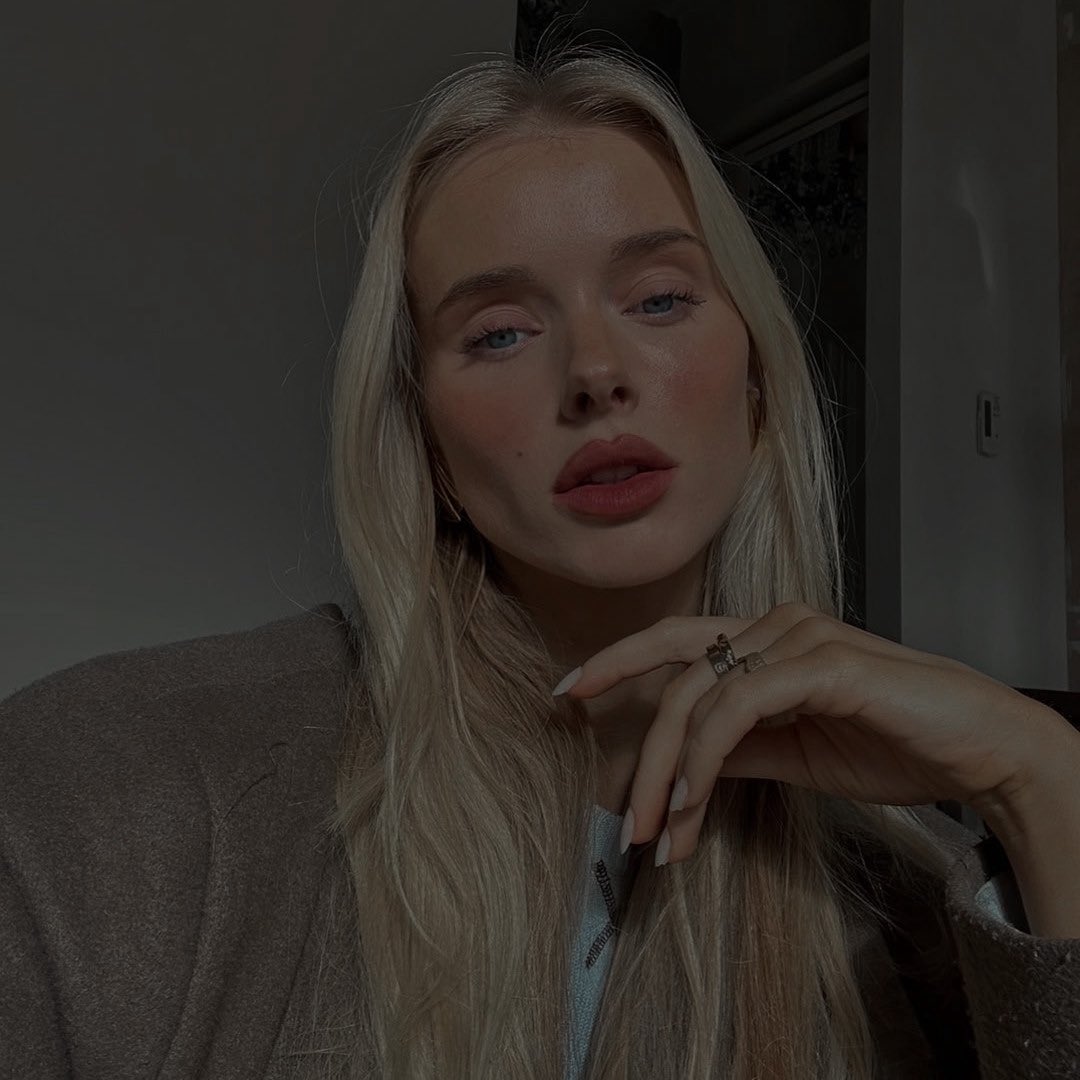 𝓶𝐚͟𝐜͟𝐚͟𝐫͟𝐞͟𝐧͟𝐚 𝐠. 𝐟𝐚𝐧𝐠𝐢𝐨. tweet media