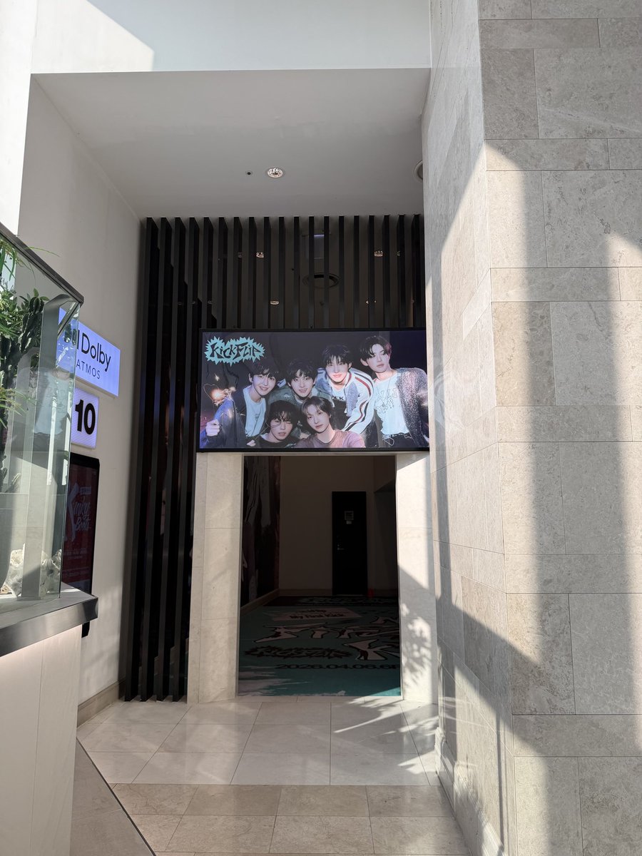 KickFlip tweet media