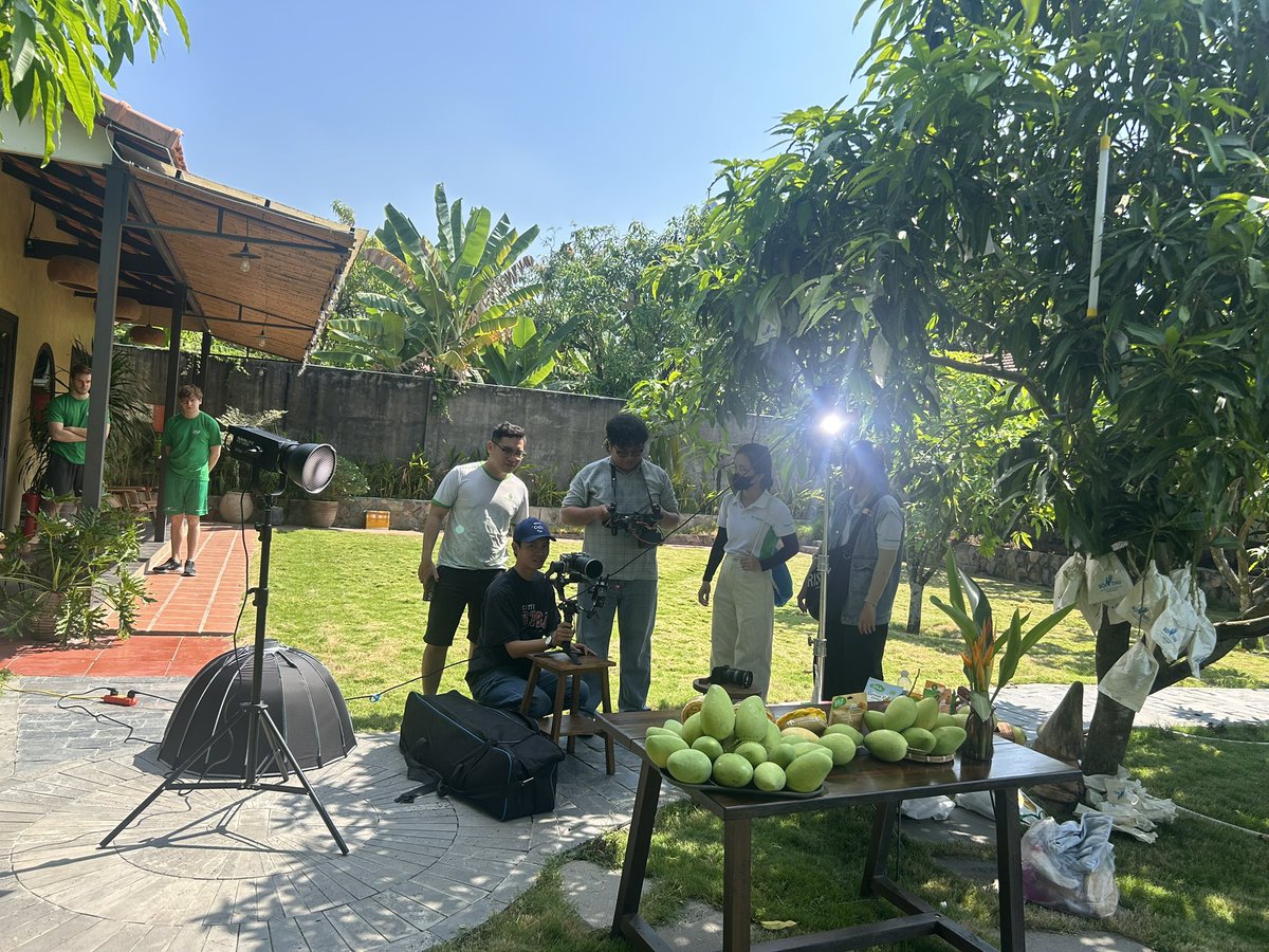 Nguyễn Văn Bi ( Nonglamfood) tweet media