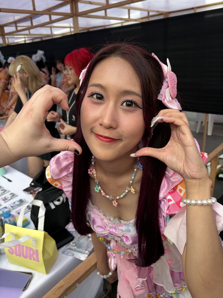 ashes 💚🌌 philly otaku fest tweet media