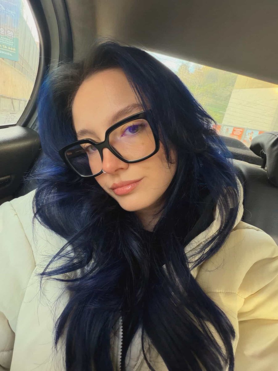 saint maxi tweet media