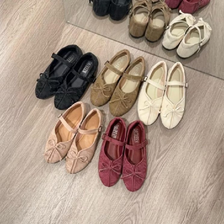 Muth˙⋆.˚ tweet media