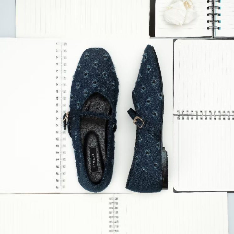 Muth˙⋆.˚ tweet media