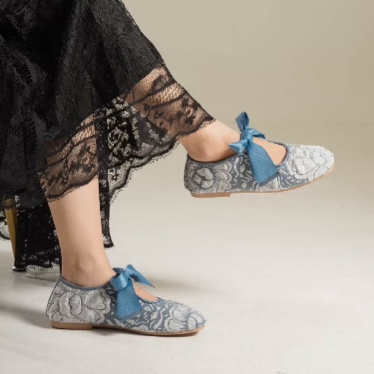 Muth˙⋆.˚ tweet media