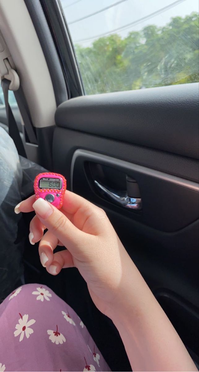 Warda Hun 😐 tweet media