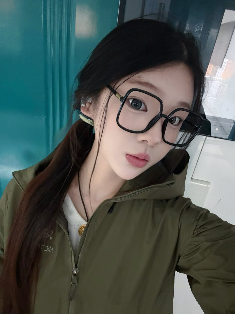 上网只为找老公 tweet media