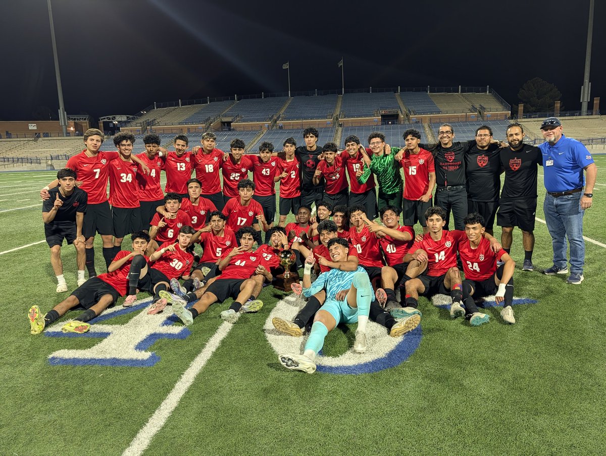 Coach Famaligi tweet media