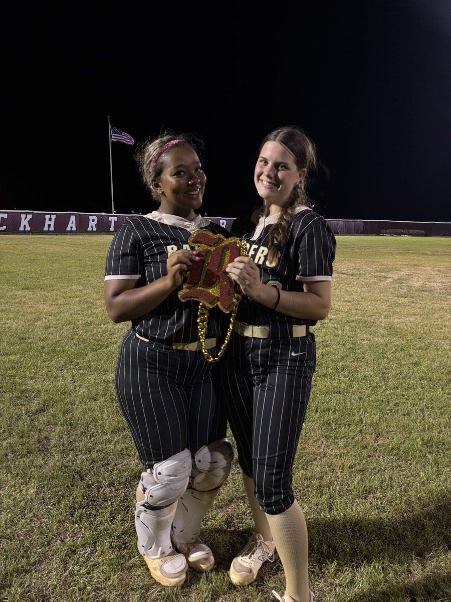 Rouse_Softball's tweet photo. Closing out the first round of district with a 6-0 WIN over Lockhart!
Co-Offensive MVPs: Pinkston & Coleman (both 2-4, Coleman with 3 RBI)
Co-Defensive MVPs: Thompson & Collins
β’ Vannoy, Thompson & Matto with doubles
β’ Vannoy adds a triple
#rousesoftball #fuelthefire #1roUSe https://t.co/hJTe06mp1K