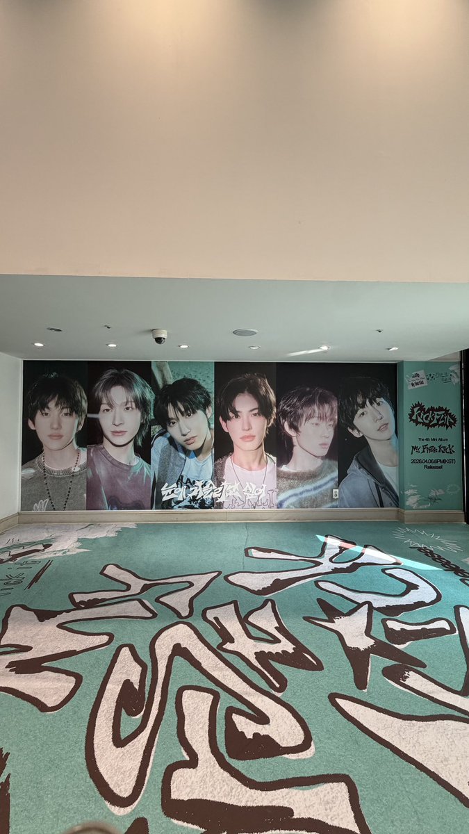 KickFlip tweet media