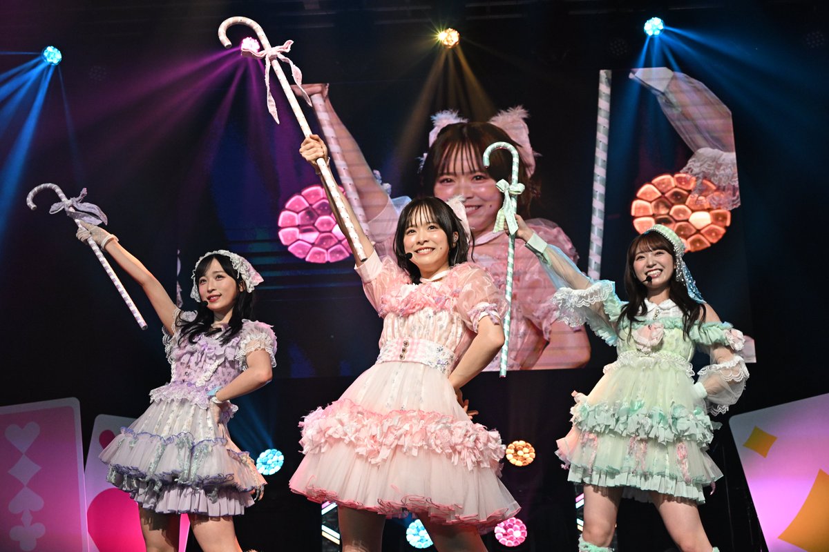 akb48_dbn's tweet photo. ♠️放送情報♥️

❗️本日夜9時❗️より『AKB48のどっぼーん！ひとりじめ！5周年記念ライブ！』が【TBSチャンネル1】でついに放送です✨📺

このライブでしか見ることのできない16人の特別なパフォーマンスをぜひご覧ください😳💖✨

#AKB48のドボン
#AKB48

https://t.co/J9E55o4xfY https://t.co/BkWvA8XDuP