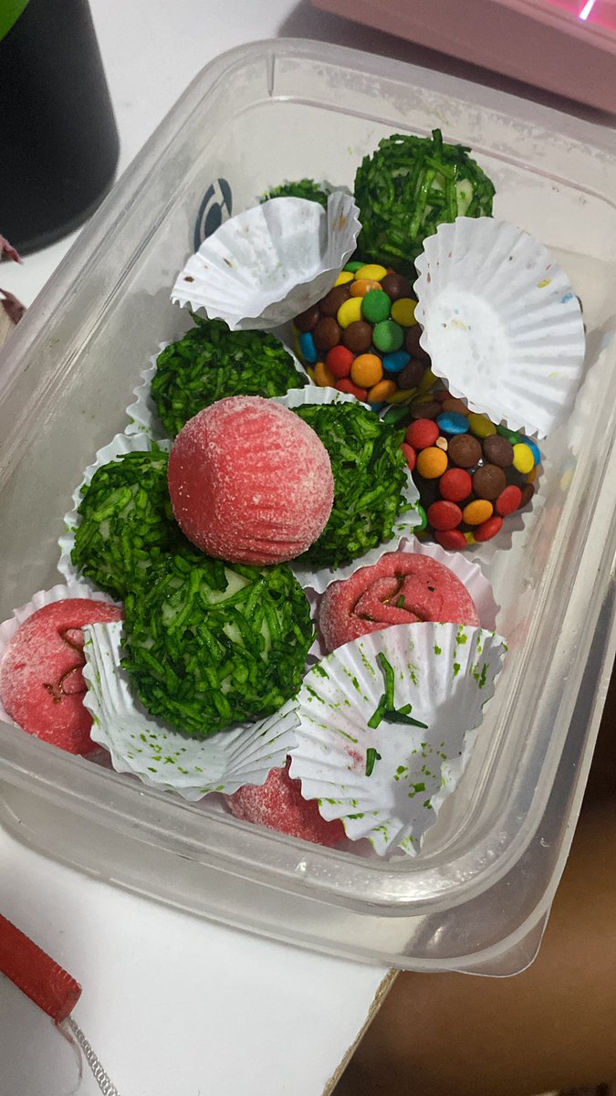 bumbum guloso do lote xv tweet media