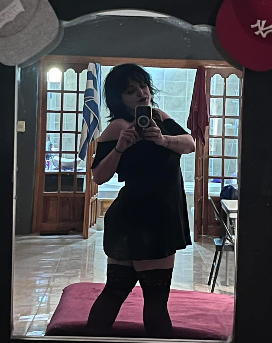Valkyrie_Bow17's tweet photo. Link in comments 😈 https://t.co/Z3q8iDV8p6
