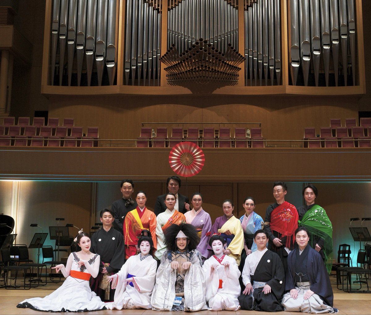 akimoto_yuki_'s tweet image. 3/17の東京・サントリーホール公演と昨日の名古屋・愛知県立劇場公演をもって、
#萬斎 with #oek  #ファリャ 「恋は魔術師」全国ツアー無事完走いたしました‼️

本公演に関わられ、お世話になった全ての方々に感謝です✨
また、ぜひ皆さまとご一緒させていただけますように🌟