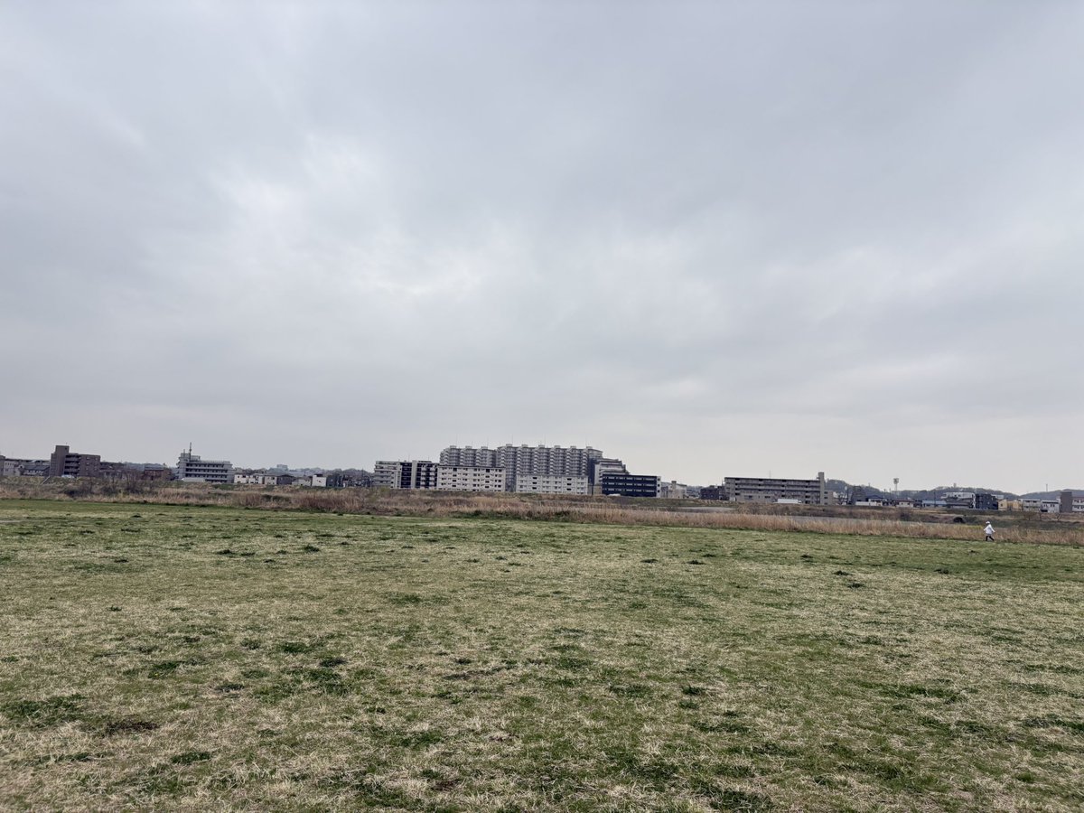 kazu_1301es's tweet photo. Mr.Children
産声　MV ロケ地
・調布市市民野球場付近
〜調布駅より多摩川住宅西行き
のバスで市民プール前で下車
※桜井さんが走ってるシーンは
本当に合ってるか分かりません
#産声
#MrChildren https://t.co/k1d1GgqjxI