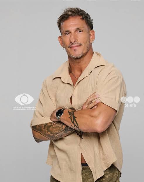 Carlos Santander tweet media