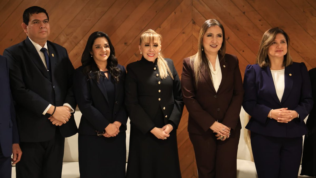 Magistrados de la Corte Suprema de Justicia participan en toma de ...