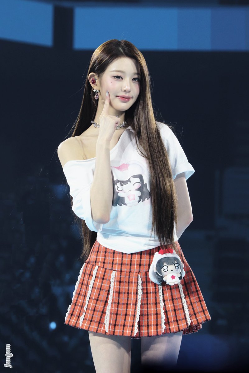 An Apple tweet media