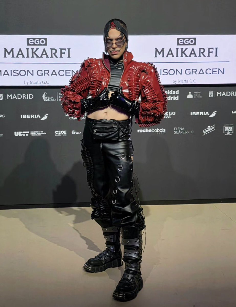 Drag Crave tweet media