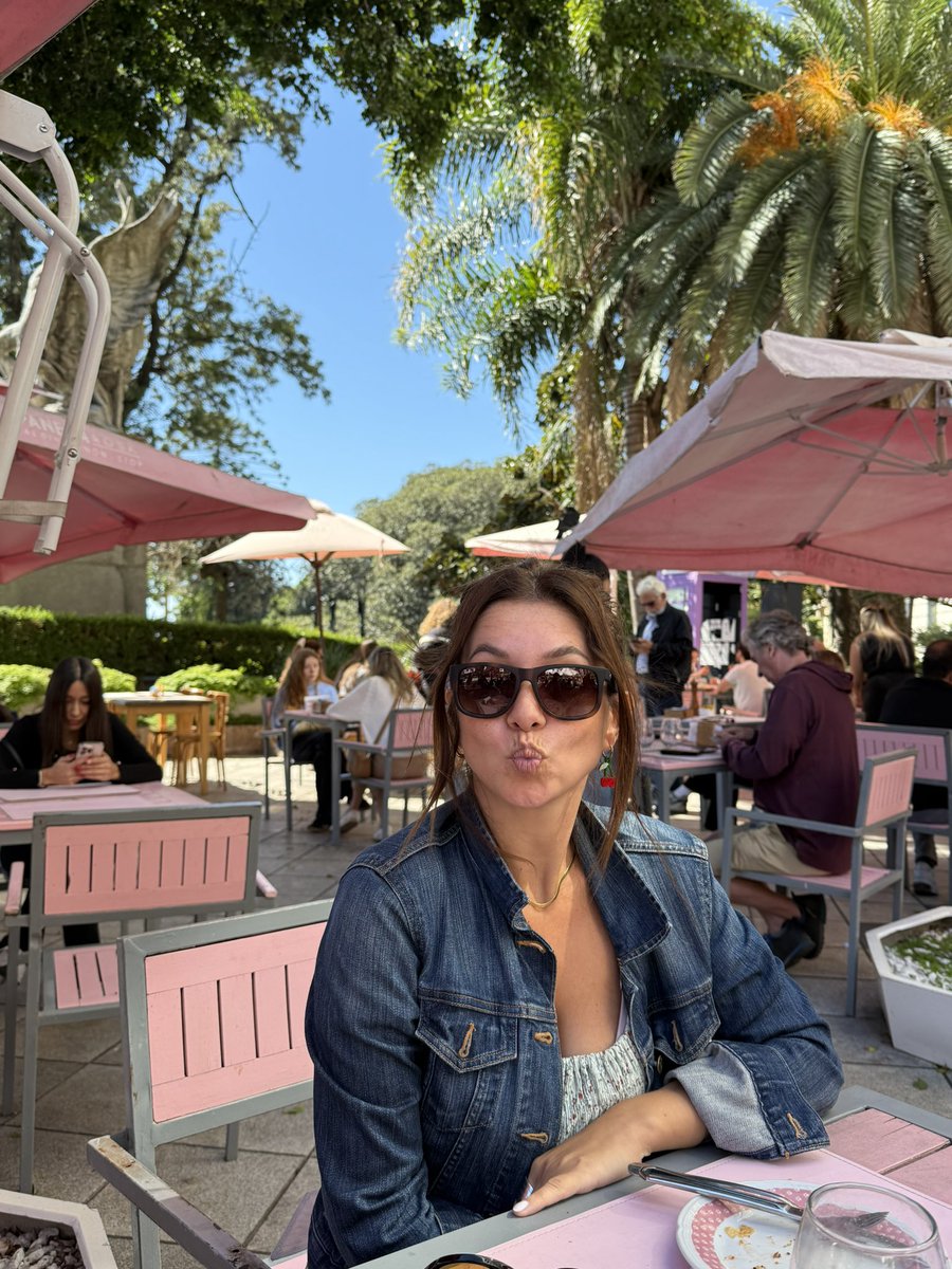 DaniloSosaM's tweet photo. finde xxl chill en bairess https://t.co/aaADeXUmVF