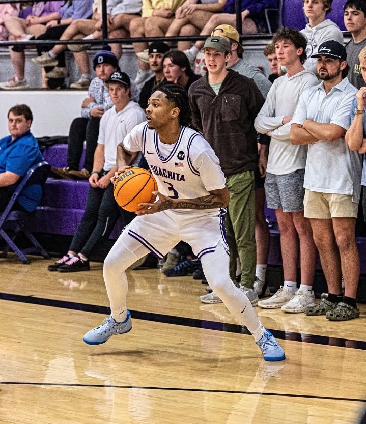 Isaac Bourne tweet media