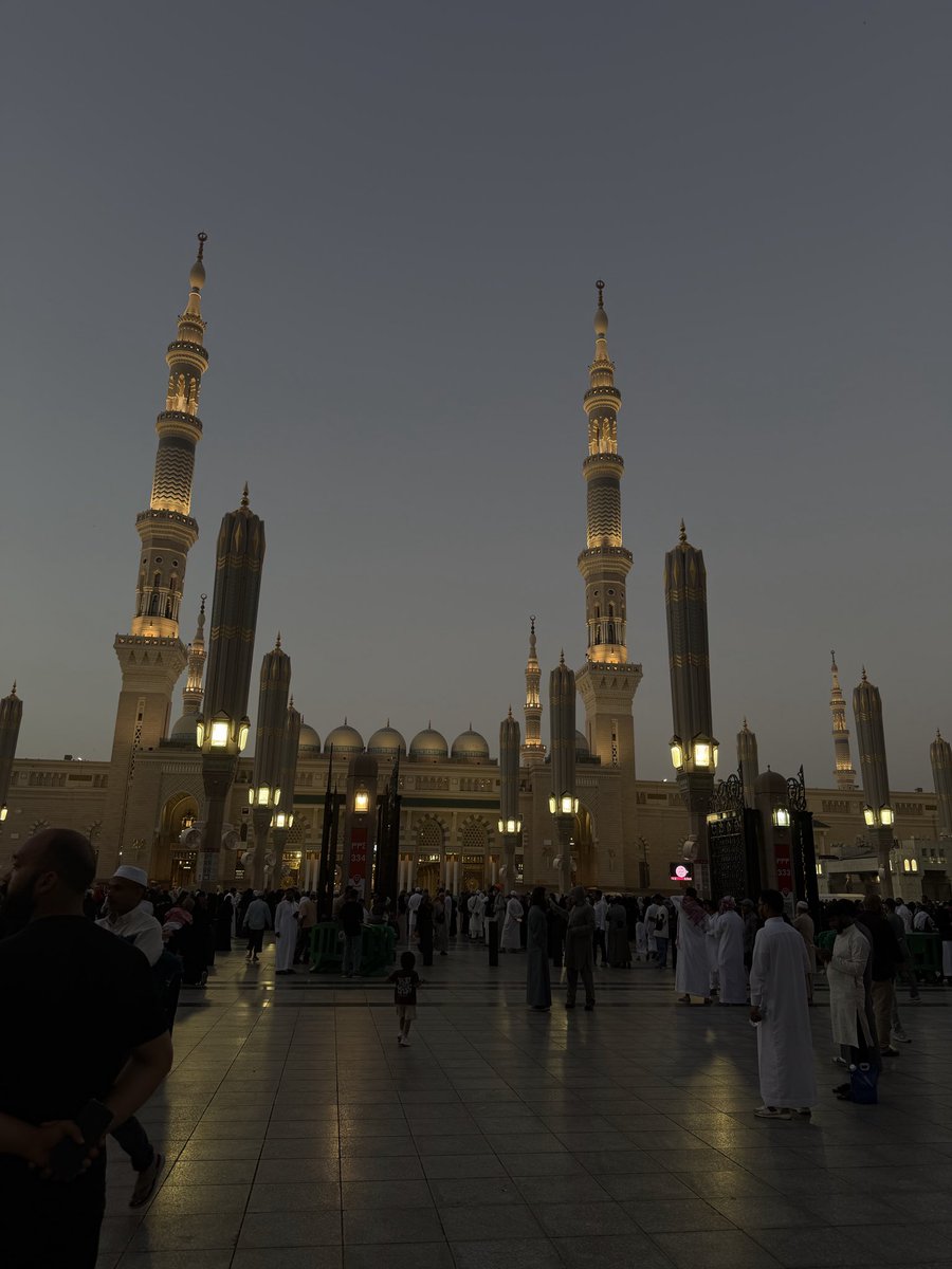 رشـــا خــالـد tweet media