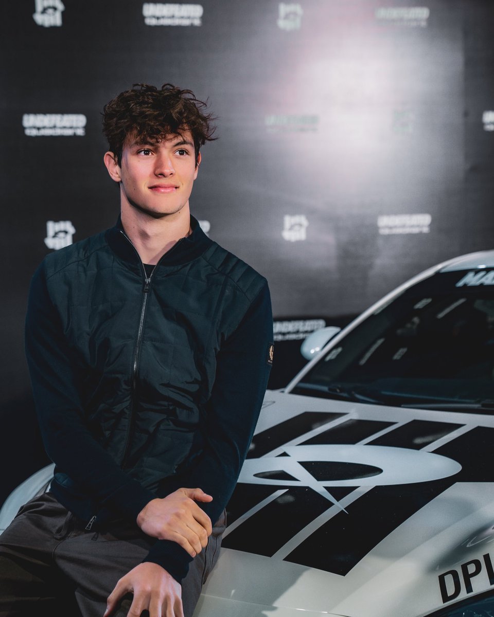 ミリ/ mili lvs miu 𓍯 tweet media