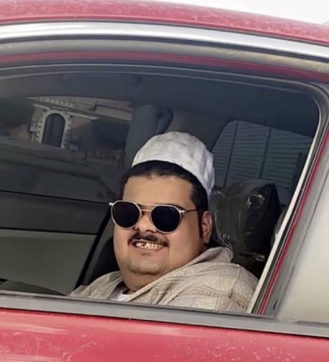 عرّوج Out Of Context tweet media