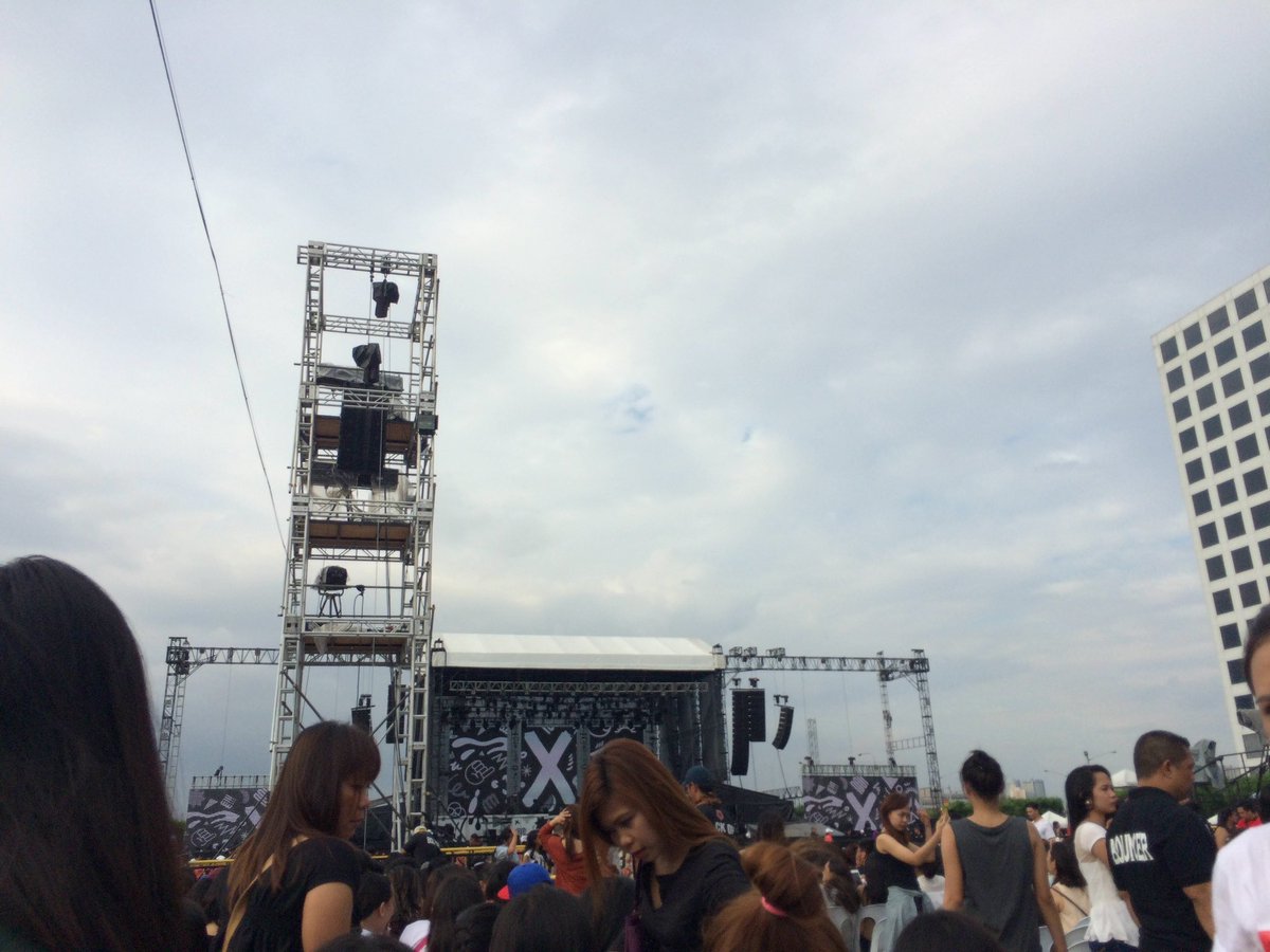 lou | 로 | T&C in bio tweet media