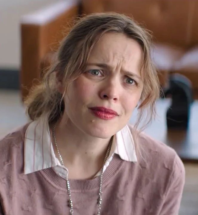 white girl politicking tweet media