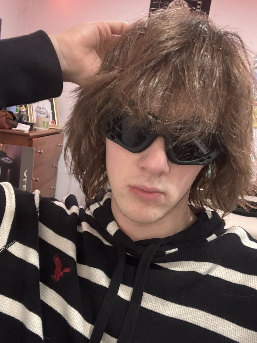 lonecanine tweet media