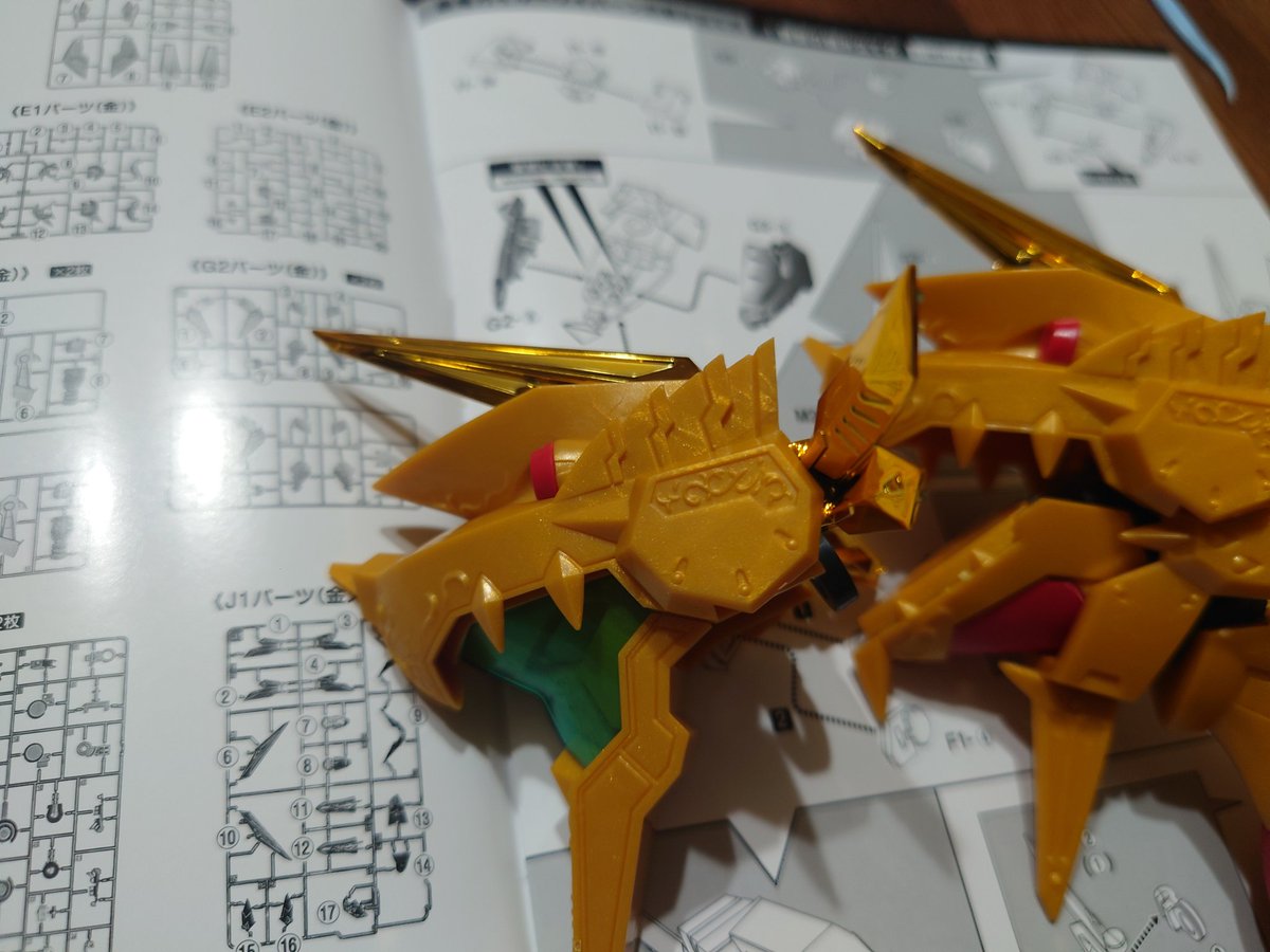 被盜版炸號的幽靈 - 我回來了 tweet media