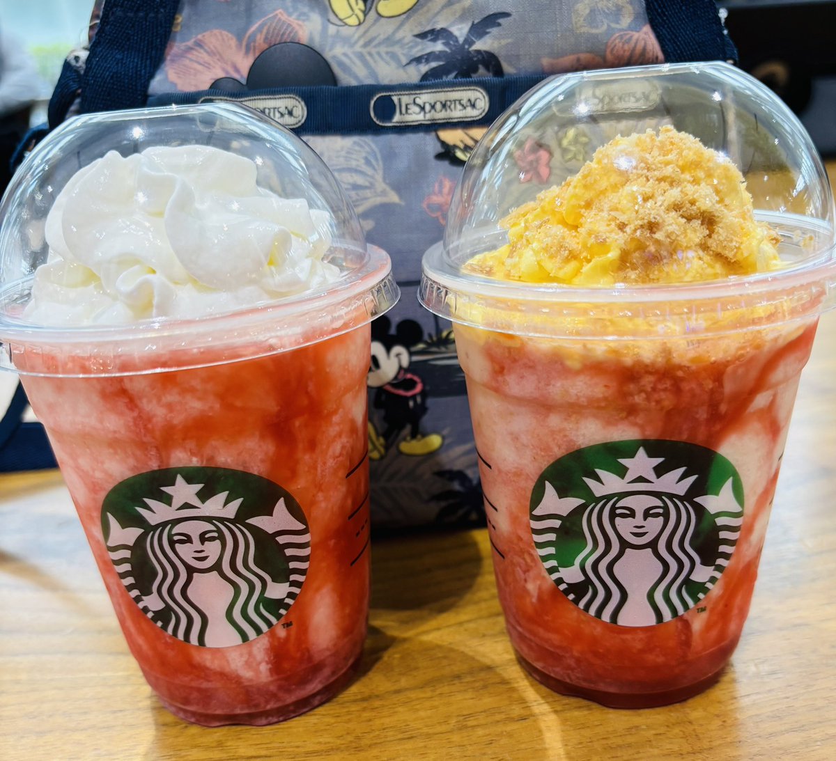 SleepyHead9799's tweet photo. MRI撮る時に機械音から耳を守る為に
ヘッドフォン付けるのだけど
ココの病院は毎度優しい声のエンヤ
心地よくてあとちょっとで寝れる😴所でお疲れ様でしたー終わりましたよー
と現実世界に戻されます

本日からの新作2種を旦那様と飲み比べしてきた(*‘ω‘)ｺﾞｸﾘ https://t.co/bUaBYYpm7I