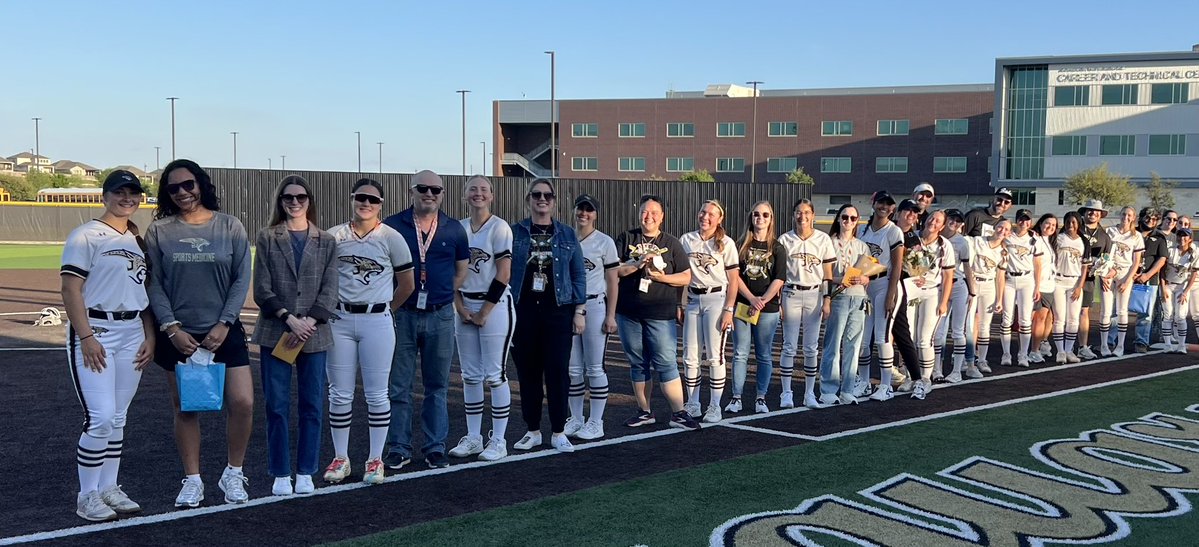 Johnson Softball🥎 tweet media