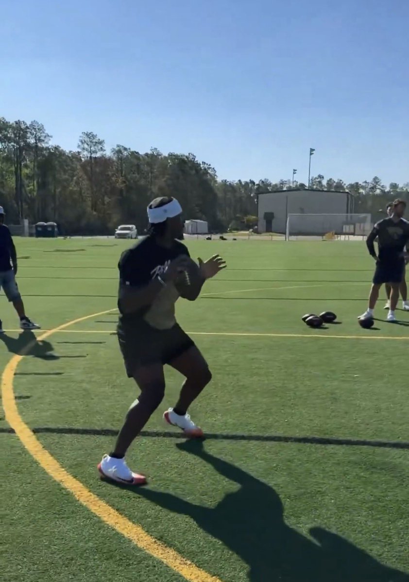 Polymarket Football tweet media