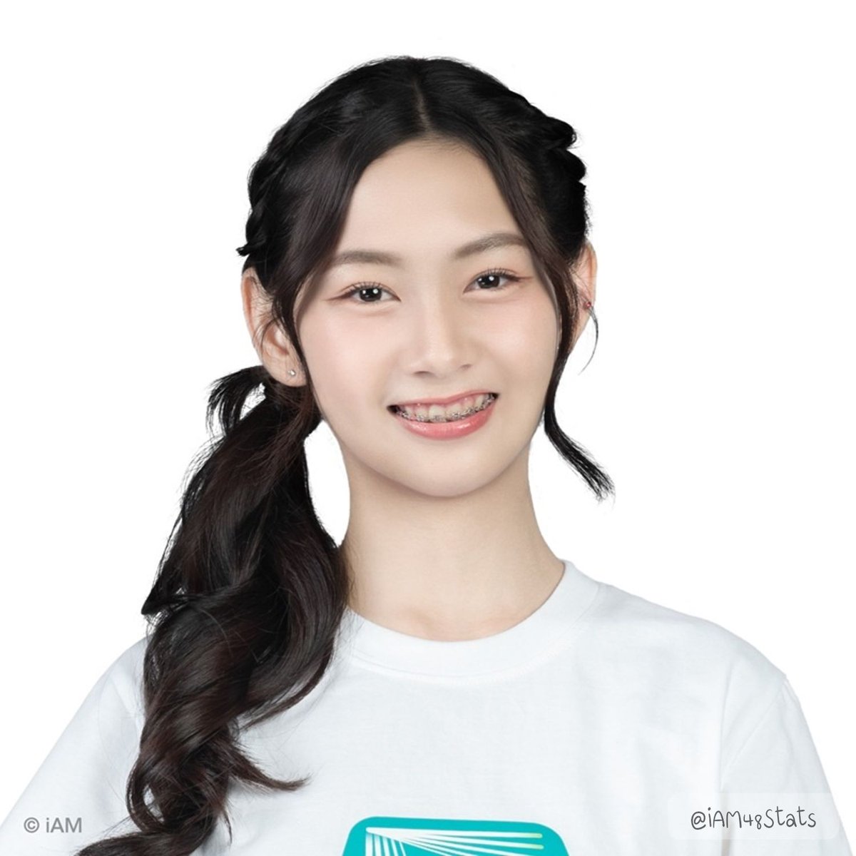 iAM48 Live tweet media