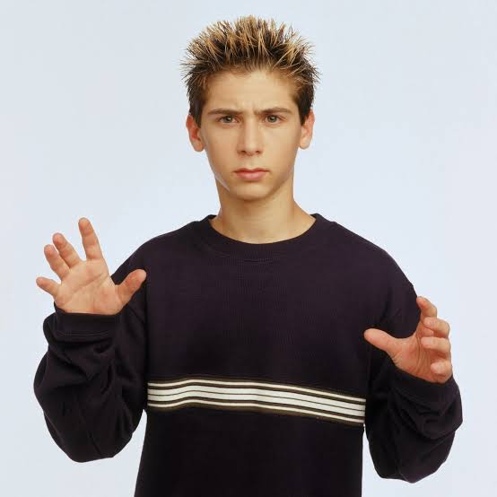 Yule The Gingerbread protogen tweet media