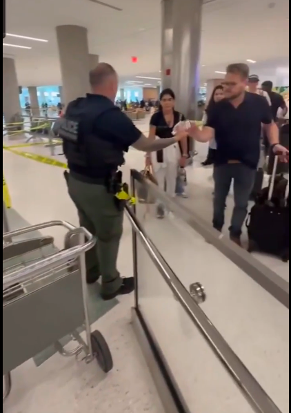 ร๐๐๐๐๐ ร๐๐๐๐๐๐ แแแ tweet media