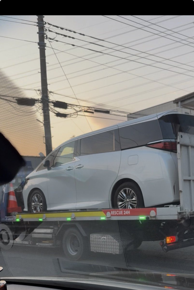 Kingレオ tweet media