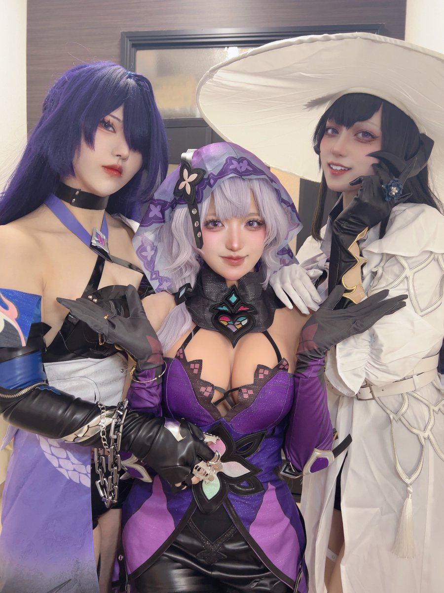 cos．HonkaiStarRail

#TheDahlia #Acheron #BlackSwan