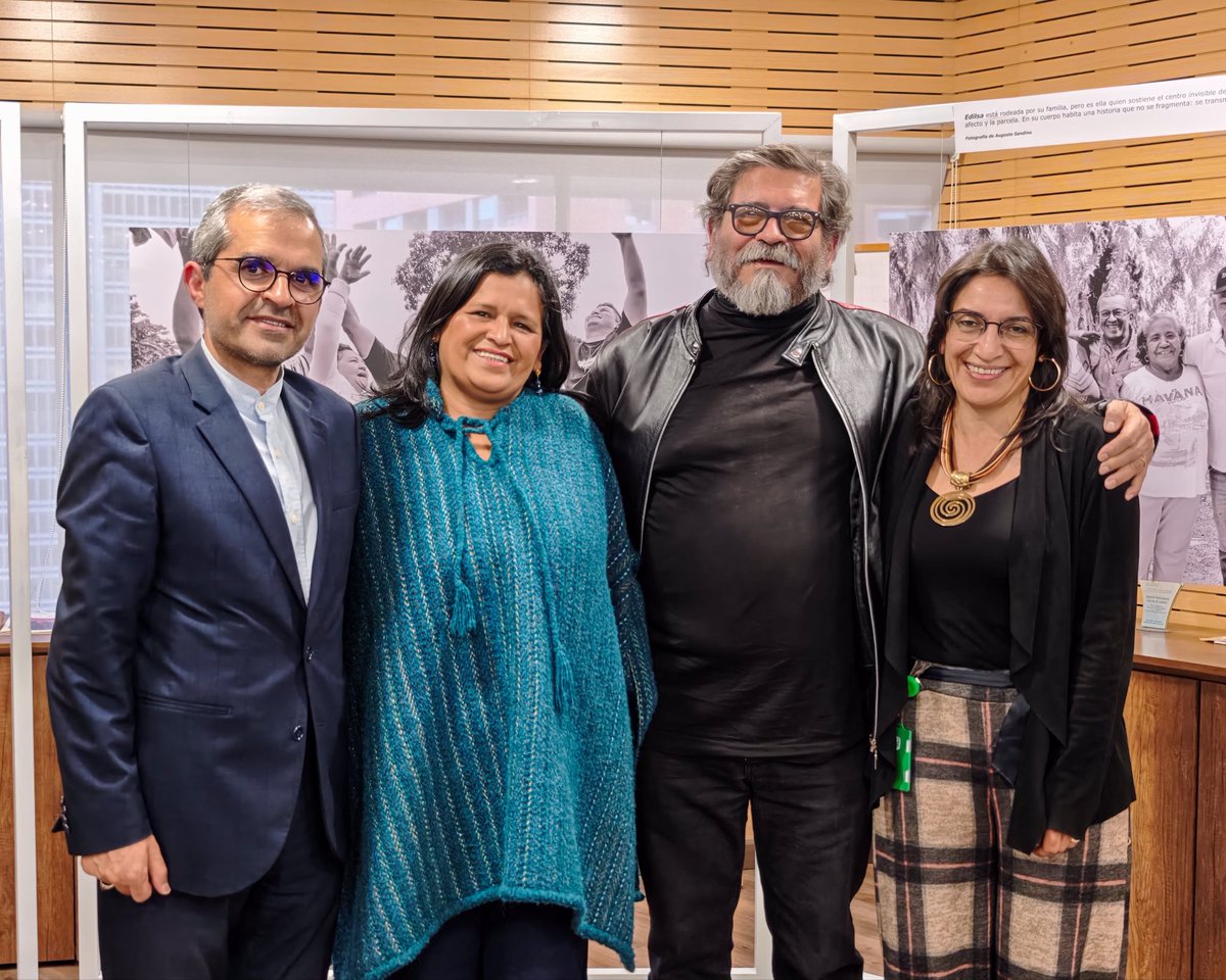 Participo del espacio ‘Irán, soberanía en tensión: territorios, poder e intervención’ en el que contamos con la participación de Ahmad Reza Kheirmand, embajador de la República Islámica de Irán en Colombia.

Una pregunta estableció mi intervención: ¿quién decide sobre la tierra y