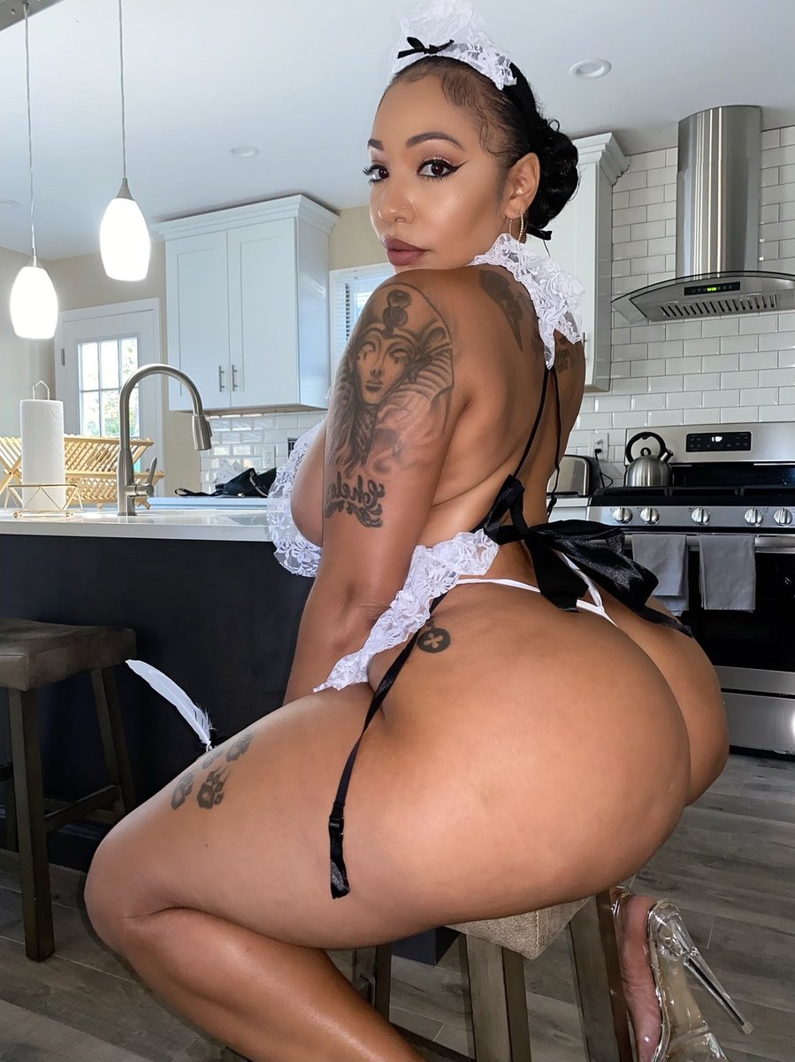 bbbootys's tweet photo. #ChelasWay
#BigBootys #PhatAss #Culote #BigButt https://t.co/65LiYWzwHE