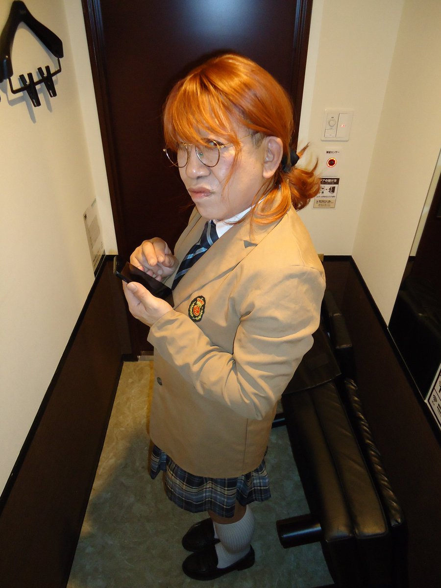 VAIOeko06's tweet photo. 日曜日に久々に変身出来ました(^^)
またAI加工やって見ます。
今度の休日もやります。
いつかは外撮りやるぞー(^_^;)
今日はデッド・カン・ダンス聞きます。
#女装男子は自撮りを上げろ
#デッド・カン・ダンス
#4AD https://t.co/vdWIiY2FTT